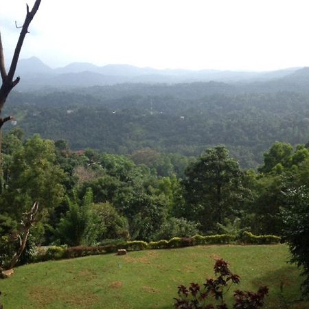 Mowbrey House Hotel Kandy Buitenkant foto