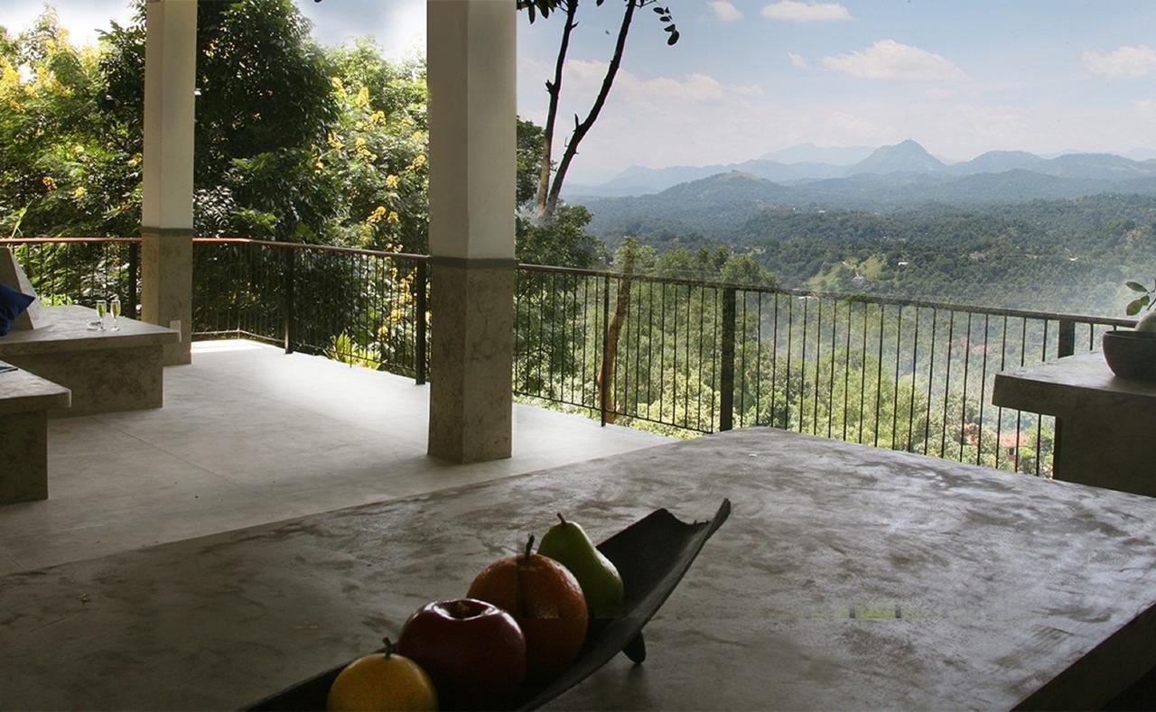 Mowbrey House Hotel Kandy Buitenkant foto